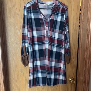 Eloquii Navy, Burgundy & White Plaid Tunic